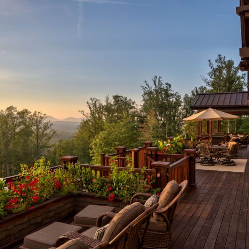 luxury-mountain-home-deck-views